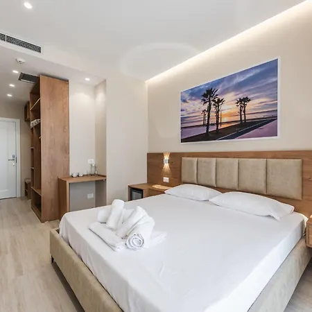 Апарт-отель Adriatic Seaview Suites By Premium Selection 3*