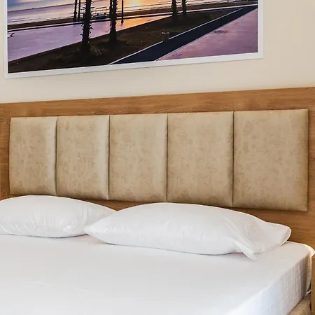 Adriatic Seaview Suites By Premium Selection Апарт-отель Дуррес