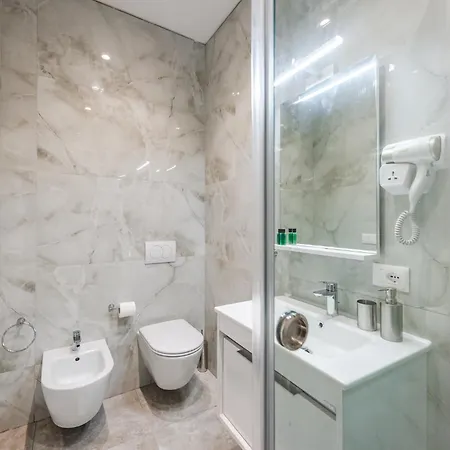 Adriatic Seaview Suites By Premium Selection Апарт-отель Дуррес